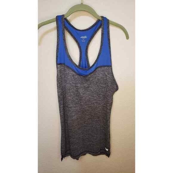 Avia Sports Racerback Tank - Medium - Picture 1 of 6